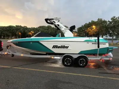 Malibu Wakesetter 23 LSV 
