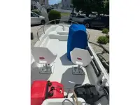 Boston Whaler Sport