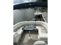 Bennington 22ssrx 