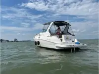 Cruisers Cruisers Yachts 2870 Express 