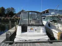 Cruisers Cruisers Yachts 2870 Express 