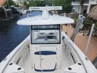 Robalo R302 