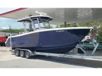 Robalo R302 
