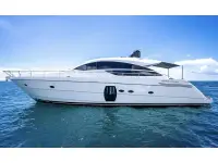 Pershing 64 