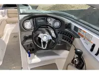 Rinker 276 Captiva 