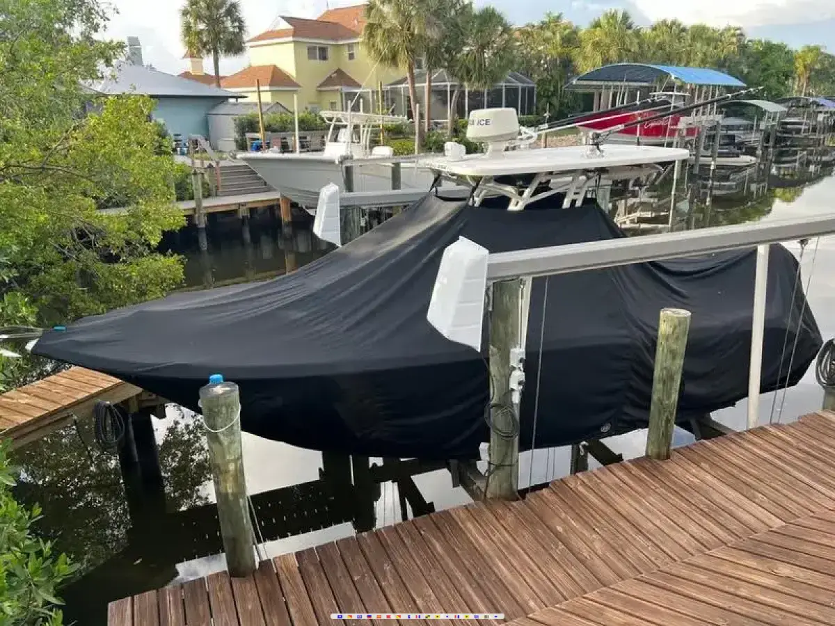 Key West 244 FS 