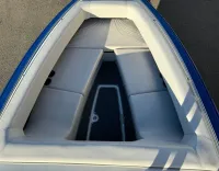 Hallett 290 Open-bow Mid-cabin 