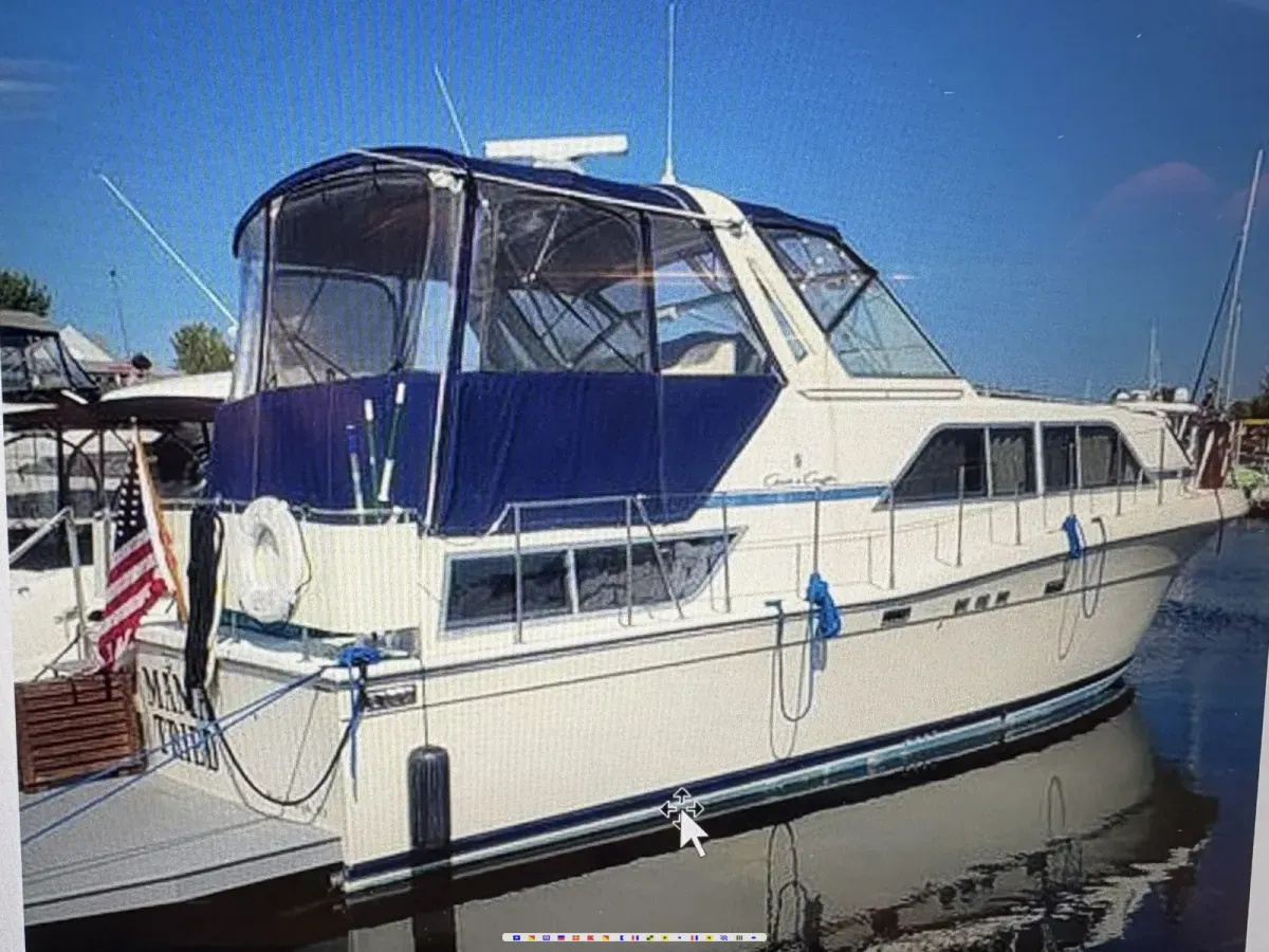 Chris Craft Catalina 381 