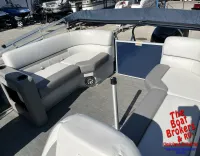 Godfrey Hurricane Sweetwater 2286 sb triple toon