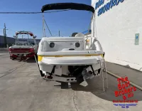 Chaparral Sunesta 232 deck boat 