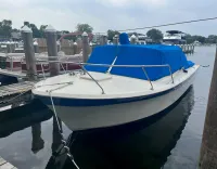 Chris Craft Catalina Commander 27 Hard Top 