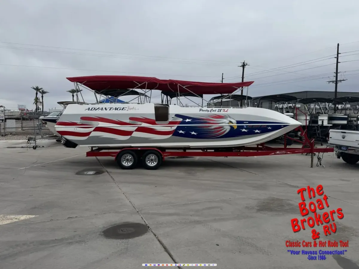 Advantage Party cat 28′ 