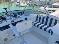 Hatteras Cockpit Motoryacht 
