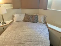 Hatteras Cockpit Motoryacht 
