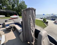 Premier Premier 221 Explorer 