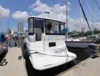 Cruisers 3750 Motor Yacht 