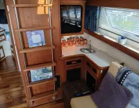 Carver 330 Mariner 