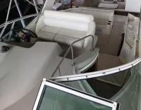 Cruisers 3275 Express 