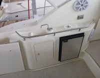 Cruisers 3275 Express 