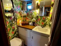 Hatteras Twin Cabin Motoryacht  
