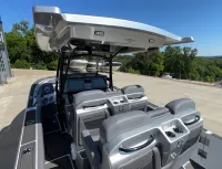 Fountain Center Console 34 sc