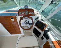 Hunt Yachts Harrier 