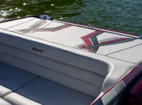 Hallett 255 closed bow