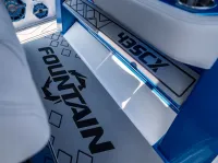 Fountain Center Console 43 scx 