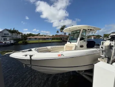 Boston Whaler Outrage 250 outrage 