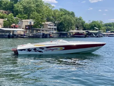 Baja Outlaw 33 