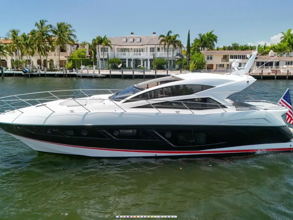 Sunseeker Predator Sunseeker Predator 