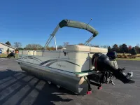 Odyssey Pontoon 2102 Millennium