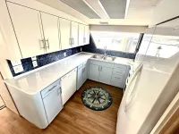 Hatteras Cockpit Motoryacht 