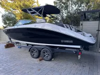 Yamaha 252S