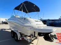 Sun Ray 240 sundeck deck boat