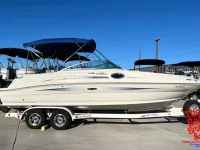Sun Ray 240 sundeck deck boat