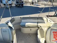 Sun Ray 240 sundeck deck boat
