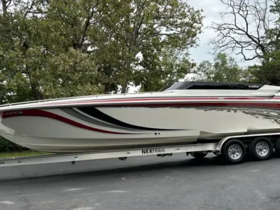 Fountain Lightning 38 Lightning 