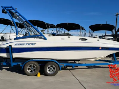 Ebbtide 2100 fun cruiser 