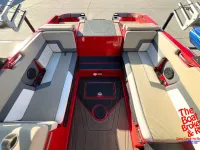 Heyday H22 wake boat