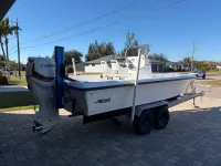 Mako Bayshark 2100