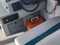 Sun Tracker Party hut 
