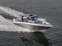 Fountain Center Console 38 scx 