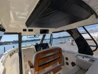 Boston Whaler 350 Realm
