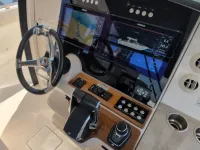 Boston Whaler 350 Realm