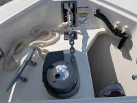 Boston Whaler 350 Realm