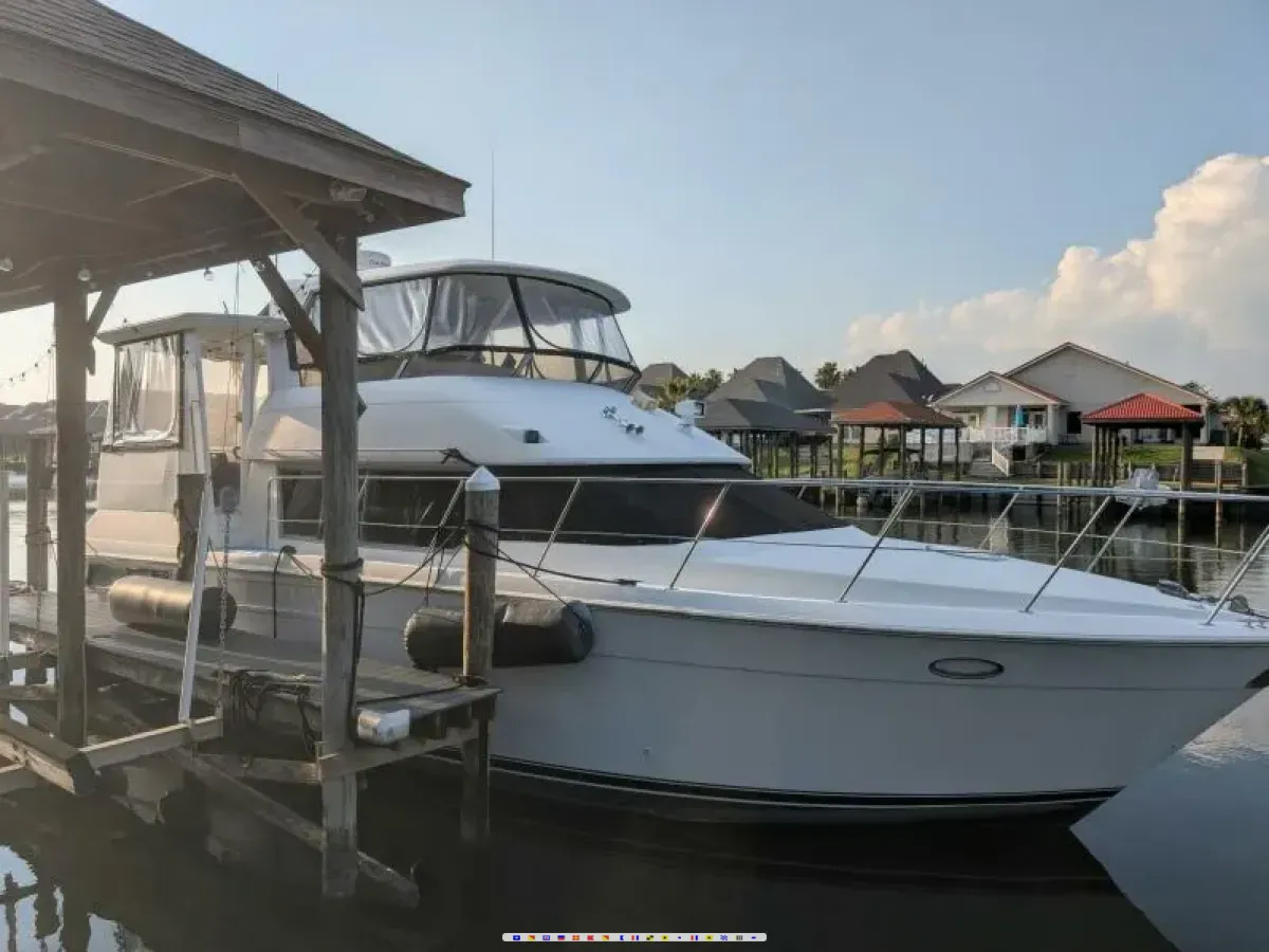 Carver 455 Aft Cabin 