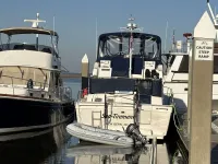 Mainship 430 