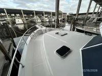 Mainship 430 