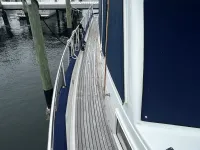 Grand Banks Classic